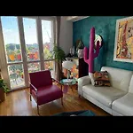 Lgbtq Friendly Apartman
