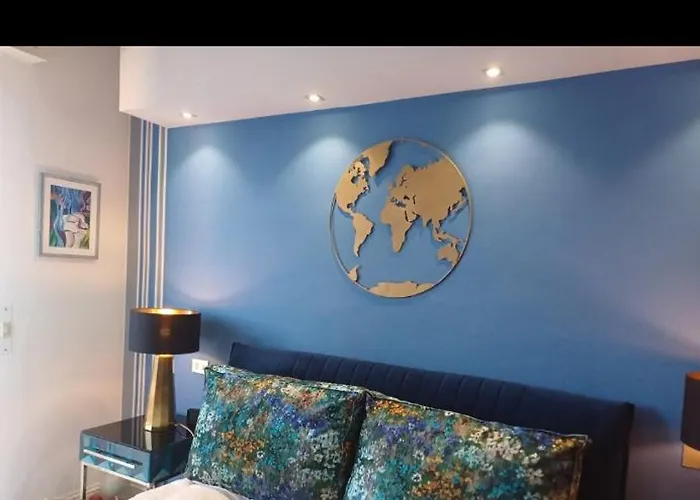 Lgbtq Friendly Apartament